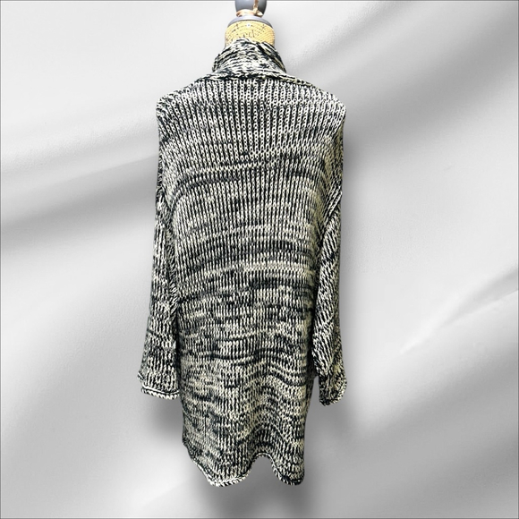 122 - Cardigan Women’s - Oversized - Picture 3 of 10